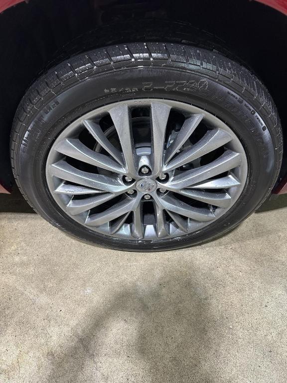 new 2025 Buick Enclave car, priced at $62,378