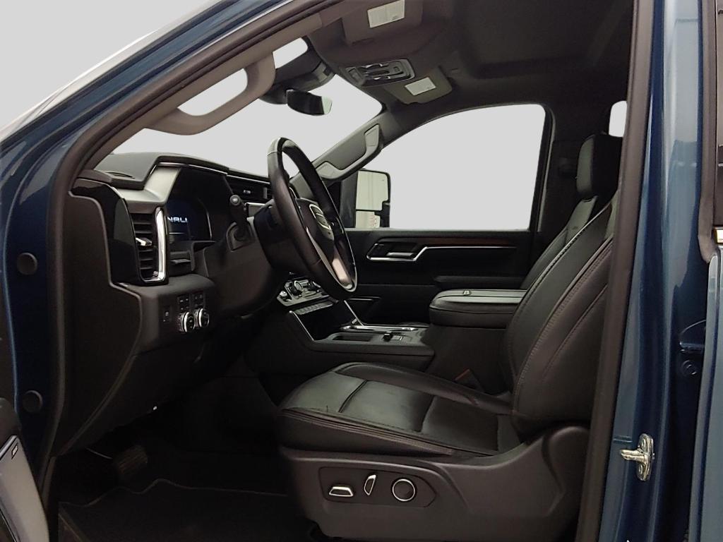 used 2024 GMC Sierra 2500 car, priced at $72,500