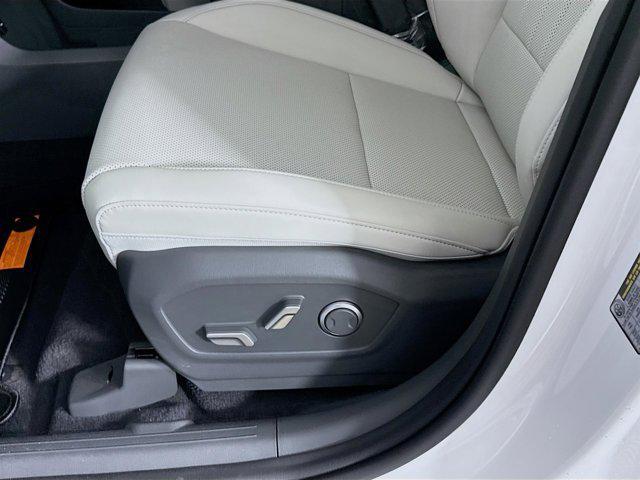 new 2025 Hyundai Santa Fe car, priced at $40,634