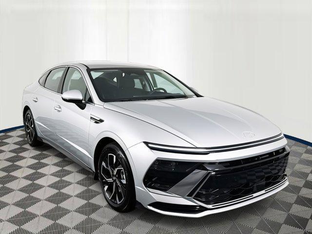 new 2025 Hyundai Sonata car, priced at $26,218