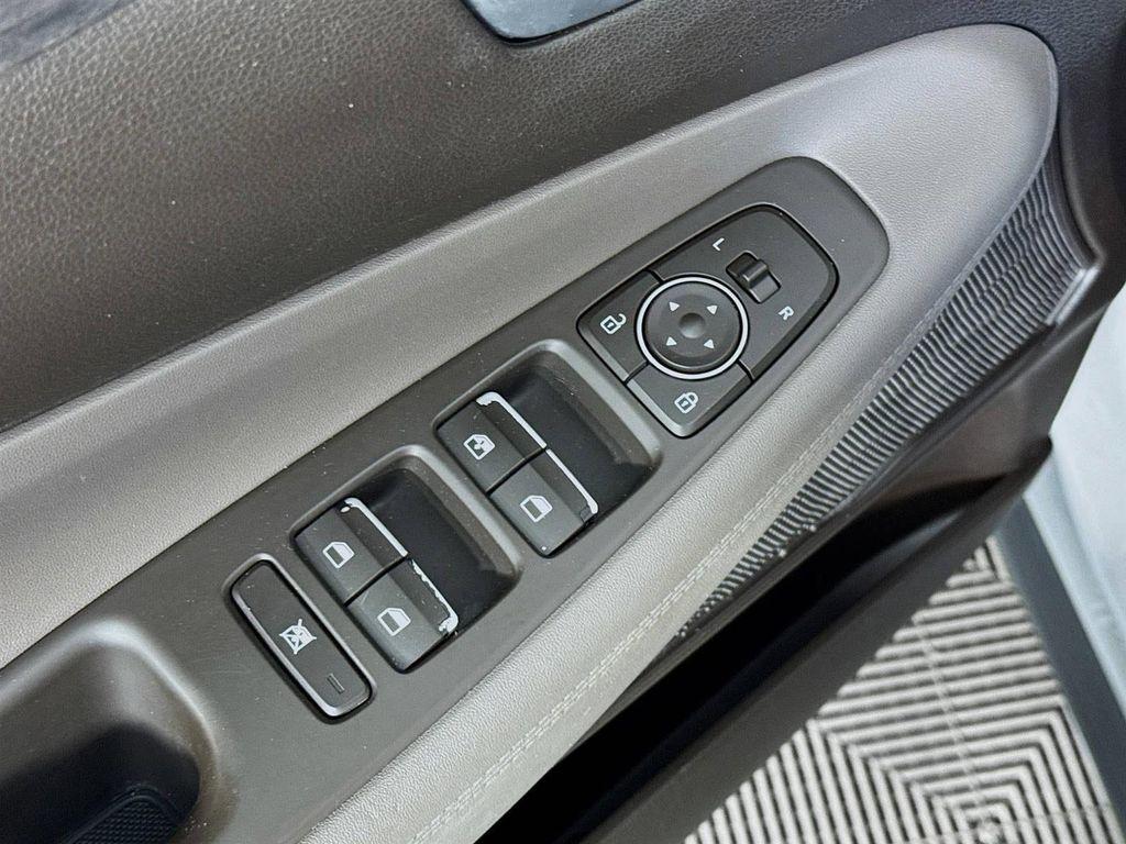 used 2020 Hyundai Santa Fe car, priced at $14,488