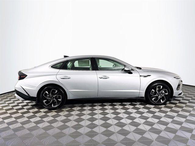 new 2025 Hyundai Sonata car, priced at $29,865