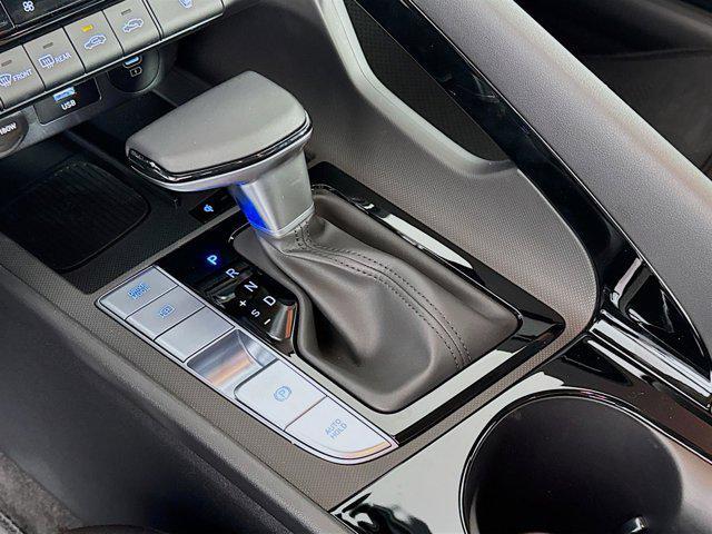new 2025 Hyundai Elantra car, priced at $24,216