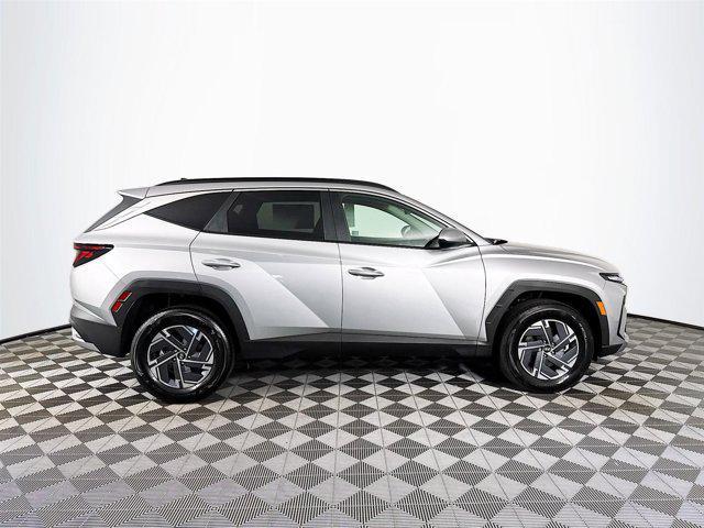 new 2025 Hyundai TUCSON Hybrid car, priced at $35,475