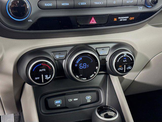 new 2025 Hyundai Venue car, priced at $22,518