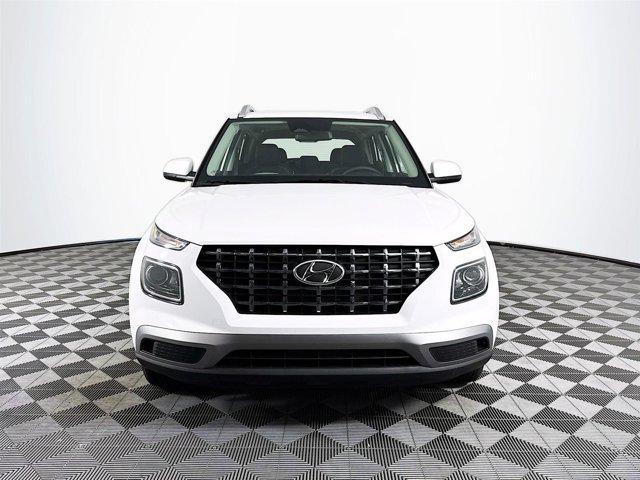 new 2025 Hyundai Venue car, priced at $22,518