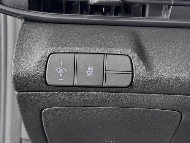new 2025 Hyundai Elantra car, priced at $22,718
