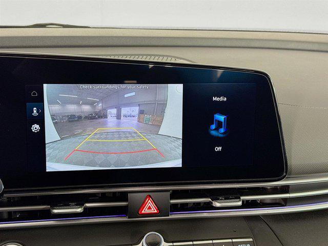 new 2025 Hyundai Elantra car, priced at $25,878