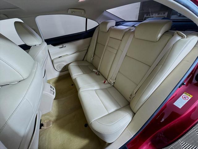 used 2013 Lexus ES 350 car, priced at $15,788