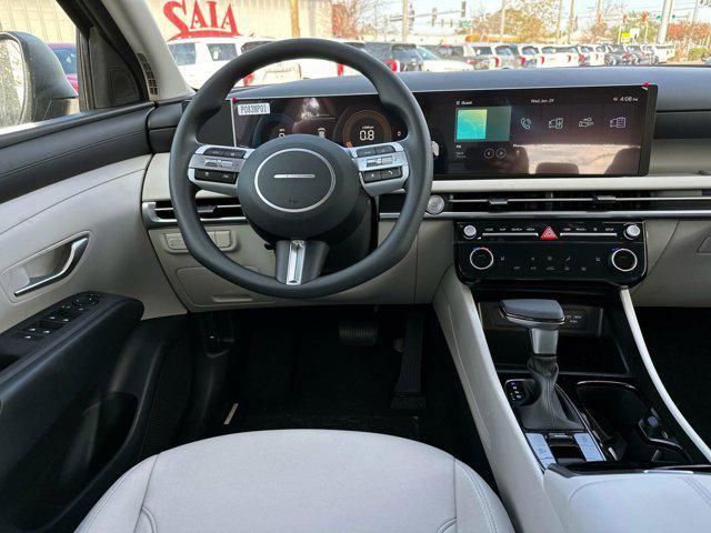 new 2025 Hyundai Tucson car, priced at $30,023