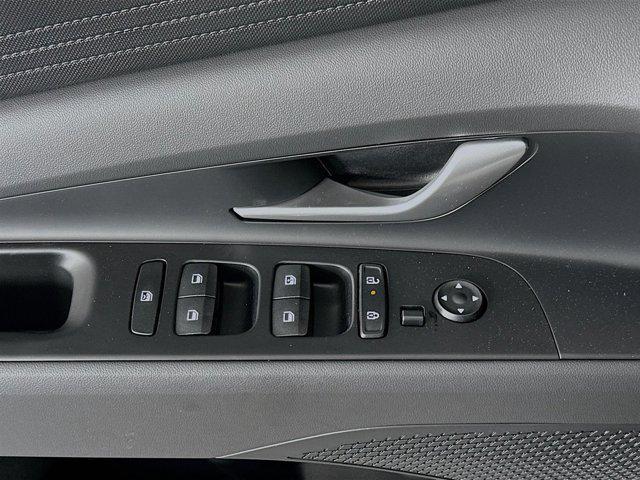 new 2025 Hyundai ELANTRA HEV car, priced at $25,747