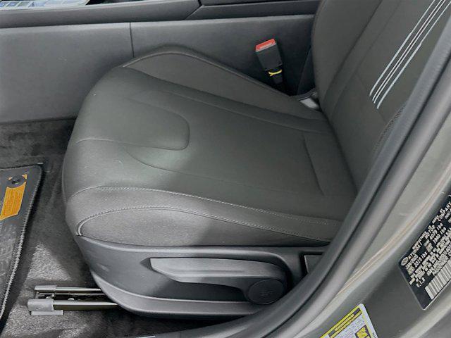 new 2025 Hyundai ELANTRA HEV car, priced at $25,747