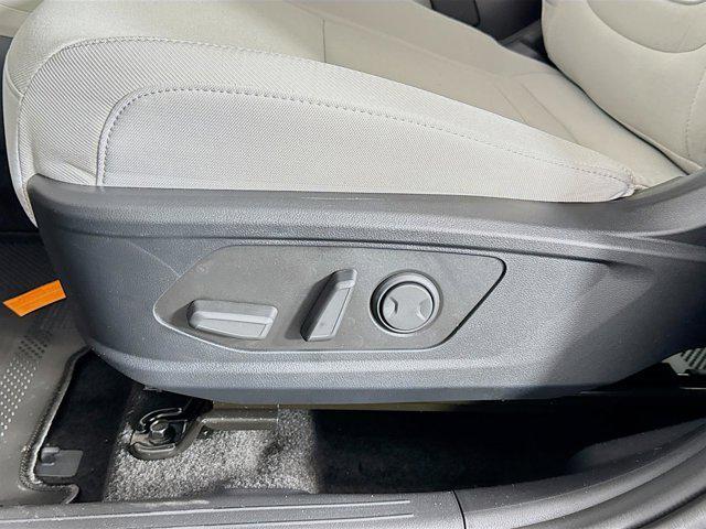 new 2025 Hyundai Tucson car, priced at $33,250