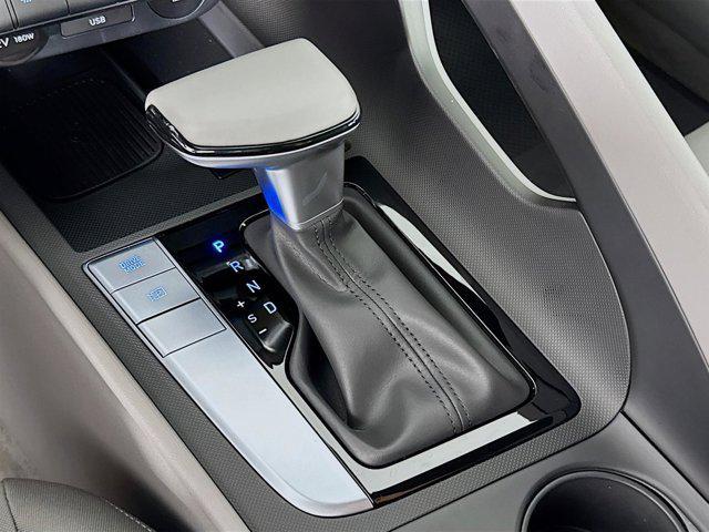 new 2025 Hyundai Elantra car, priced at $24,627