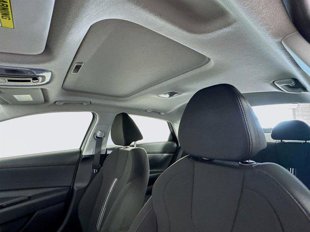 new 2025 Hyundai Elantra car, priced at $24,672