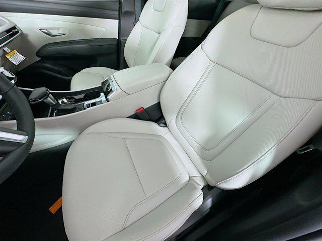new 2025 Hyundai Tucson car, priced at $32,084