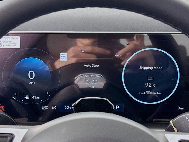 new 2025 Hyundai Tucson car, priced at $32,084