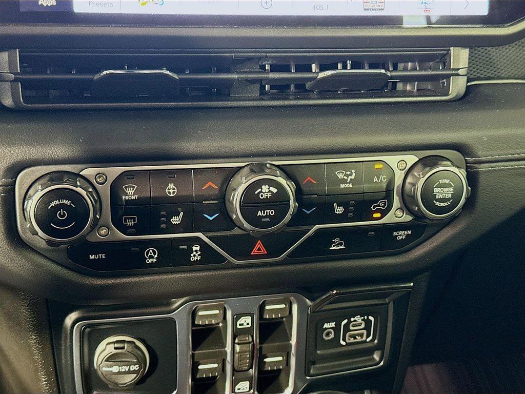 used 2024 Jeep Gladiator car, priced at $44,988