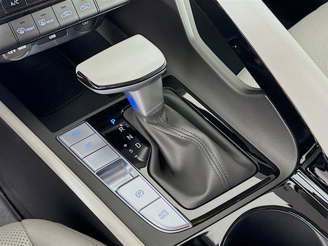 new 2025 Hyundai Elantra car, priced at $29,185