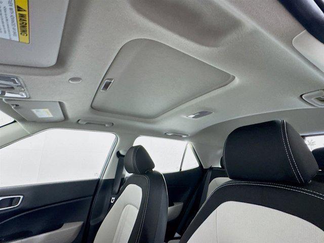new 2025 Hyundai Venue car, priced at $22,516