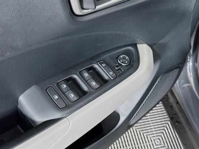 new 2025 Hyundai Venue car, priced at $22,516