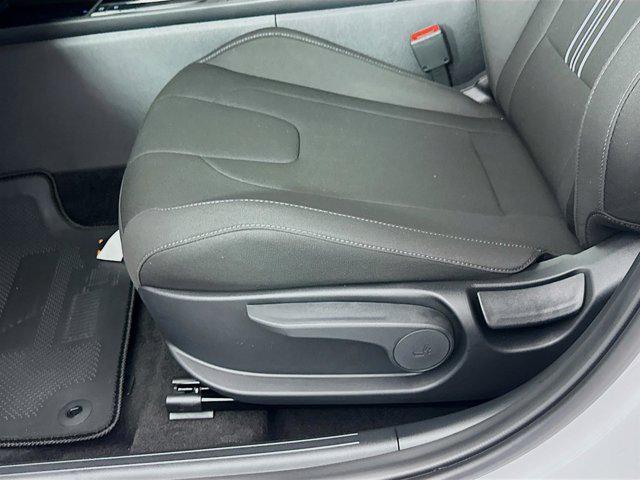 new 2025 Hyundai Elantra car, priced at $23,877
