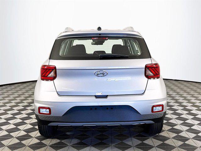 new 2025 Hyundai Venue car, priced at $22,518