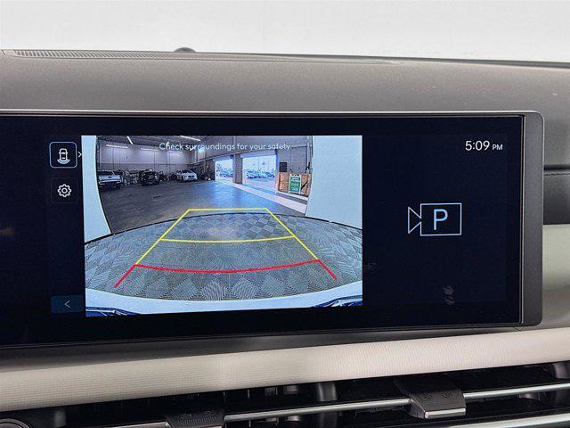 new 2025 Hyundai Tucson car, priced at $30,174