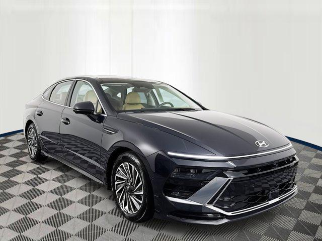 new 2025 Hyundai Sonata Hybrid car, priced at $39,485