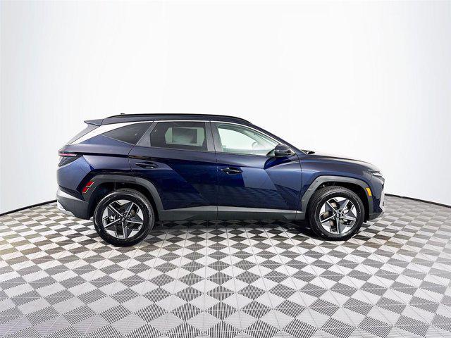 new 2025 Hyundai TUCSON Hybrid car, priced at $38,490