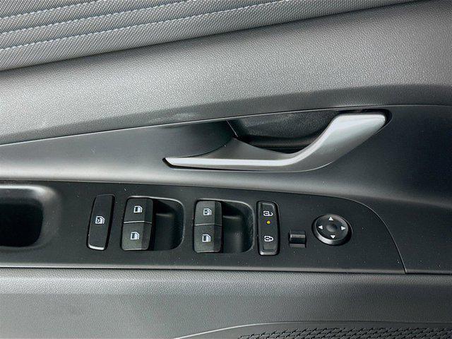 new 2025 Hyundai Elantra car, priced at $25,548