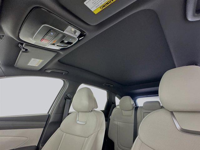 new 2025 Hyundai TUCSON Hybrid car, priced at $43,815