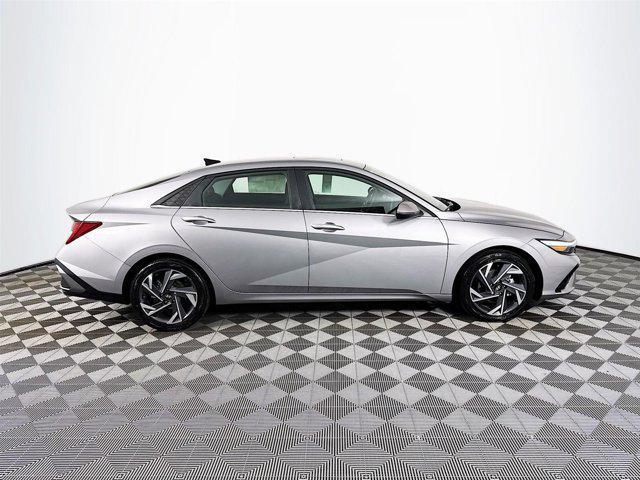new 2025 Hyundai Elantra car, priced at $26,318