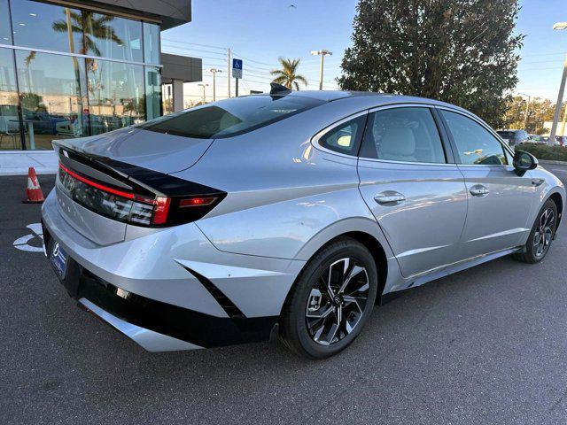 new 2024 Hyundai Sonata car, priced at $26,070