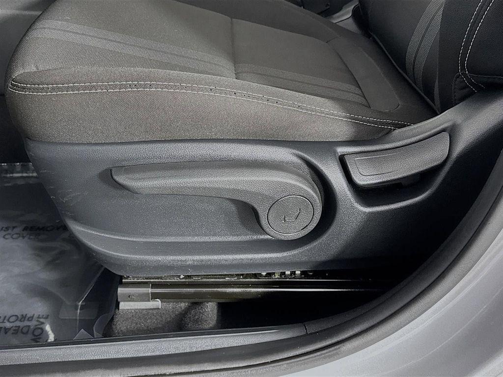 used 2025 Hyundai Venue car, priced at $19,988