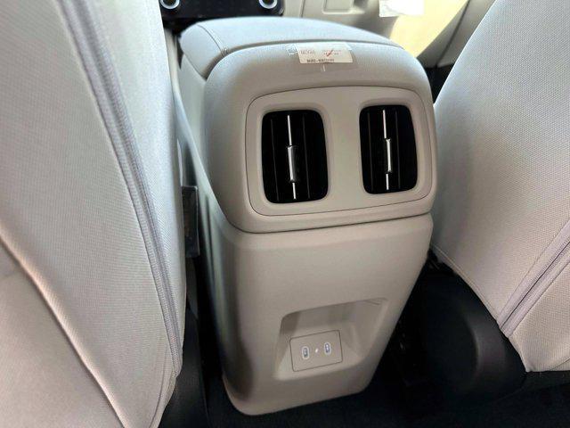 new 2025 Hyundai TUCSON Hybrid car, priced at $33,225