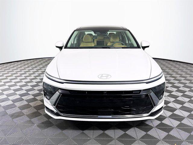 new 2025 Hyundai Sonata Hybrid car, priced at $39,985