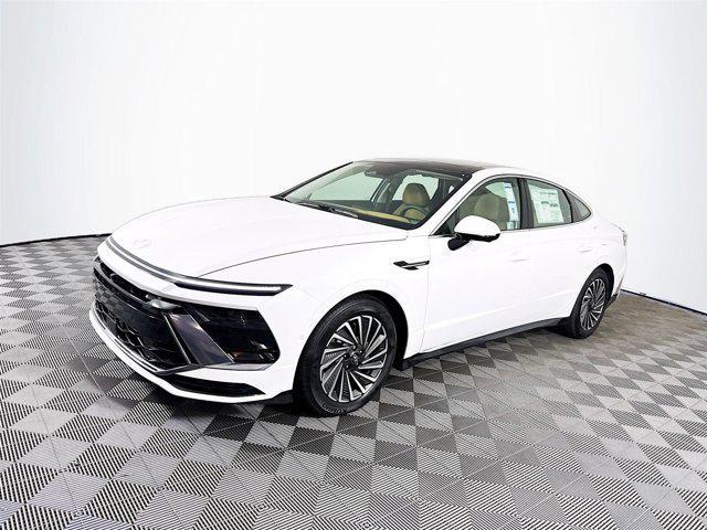 new 2025 Hyundai Sonata Hybrid car, priced at $39,985