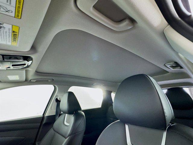 new 2025 Hyundai TUCSON Hybrid car, priced at $43,835