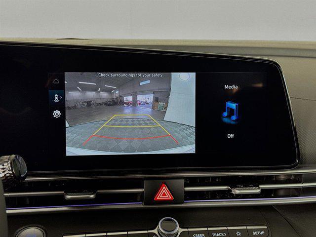 new 2025 Hyundai Elantra car, priced at $25,187