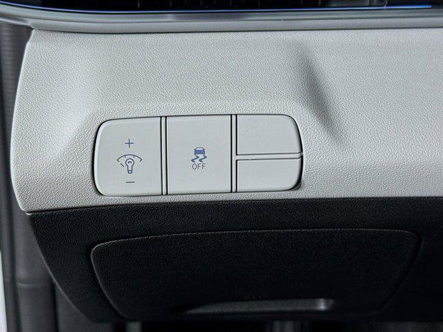 new 2025 Hyundai Elantra car, priced at $29,175