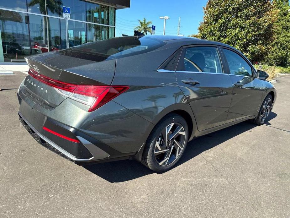 new 2024 Hyundai Elantra car, priced at $25,026