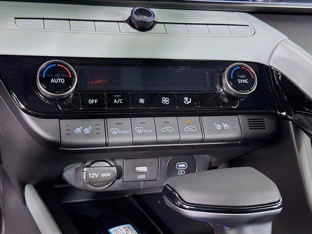 new 2025 Hyundai Elantra car, priced at $29,463