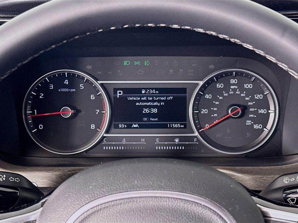 used 2023 Kia Sorento car, priced at $28,987