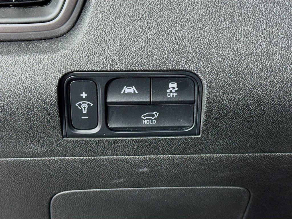 used 2023 Kia Sorento car, priced at $28,987