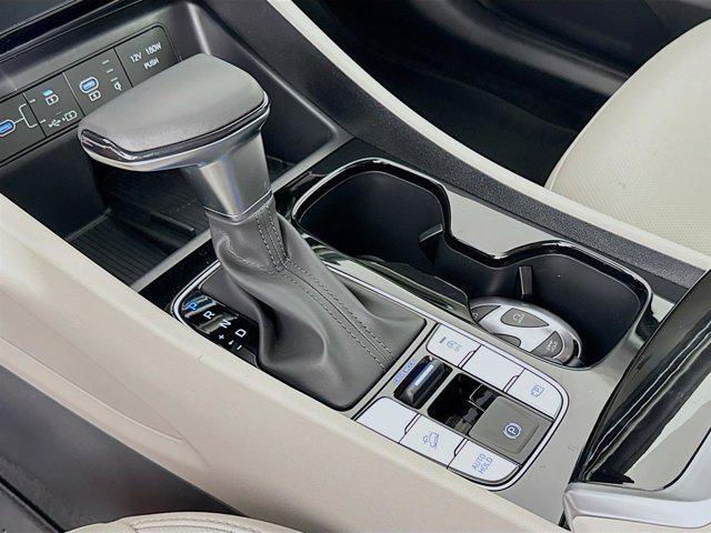 new 2025 Hyundai Tucson car, priced at $32,020