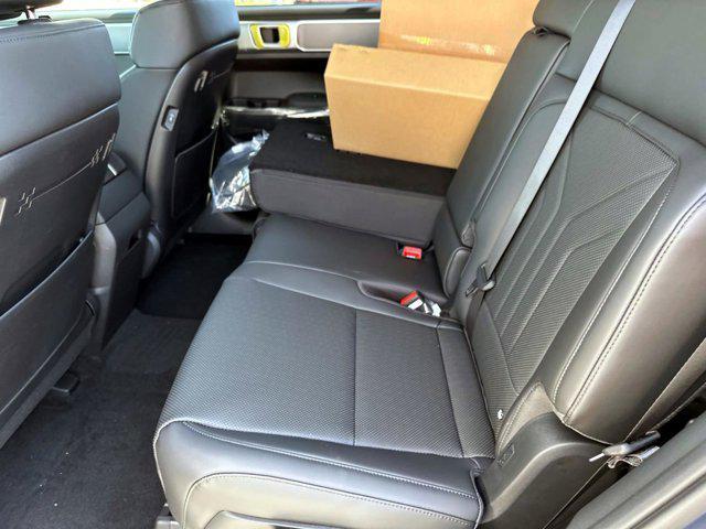 new 2025 Hyundai Santa Fe car, priced at $34,424
