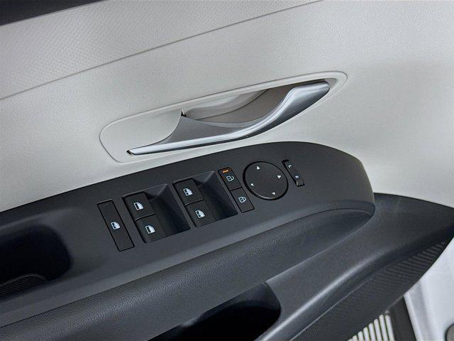new 2025 Hyundai Tucson car, priced at $30,198