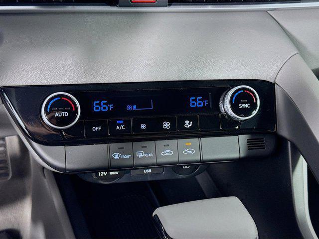 new 2025 Hyundai Elantra car, priced at $24,018