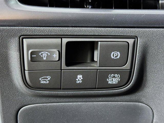 new 2025 Hyundai TUCSON Hybrid car, priced at $35,431